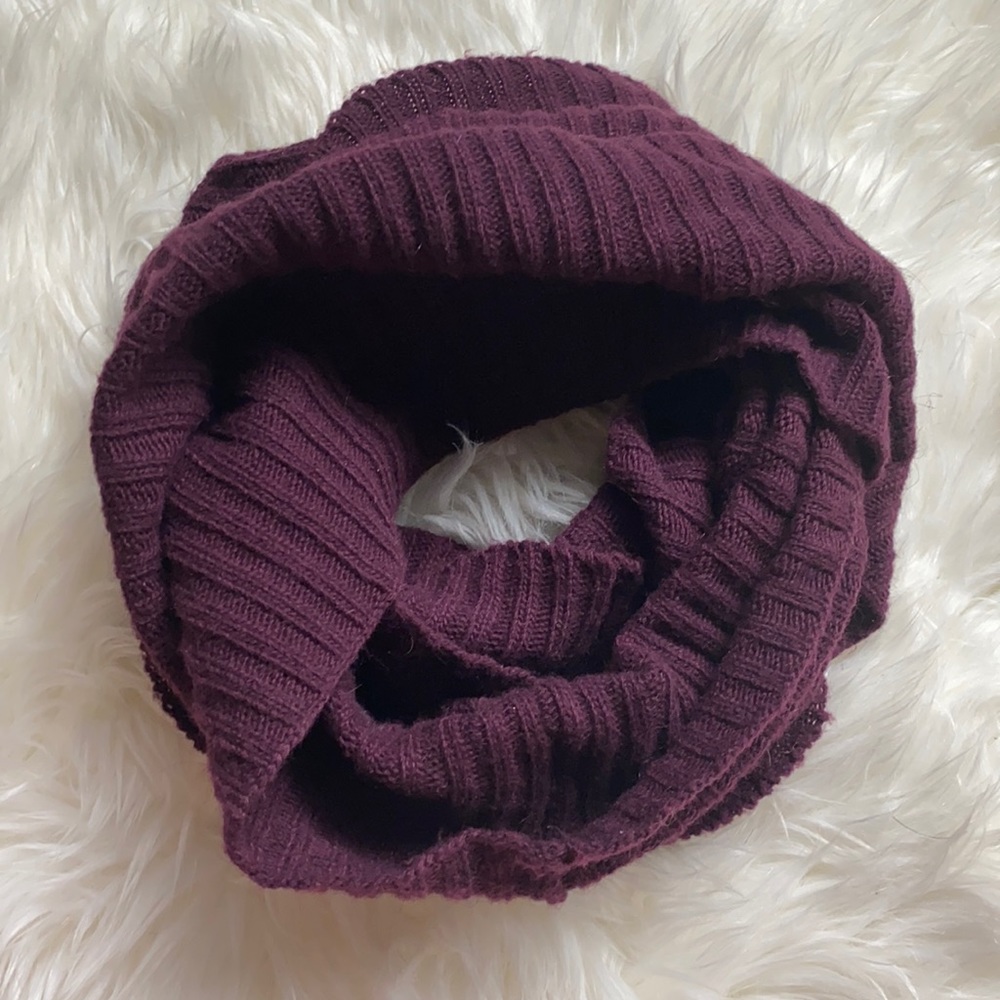 H&M purple scarf